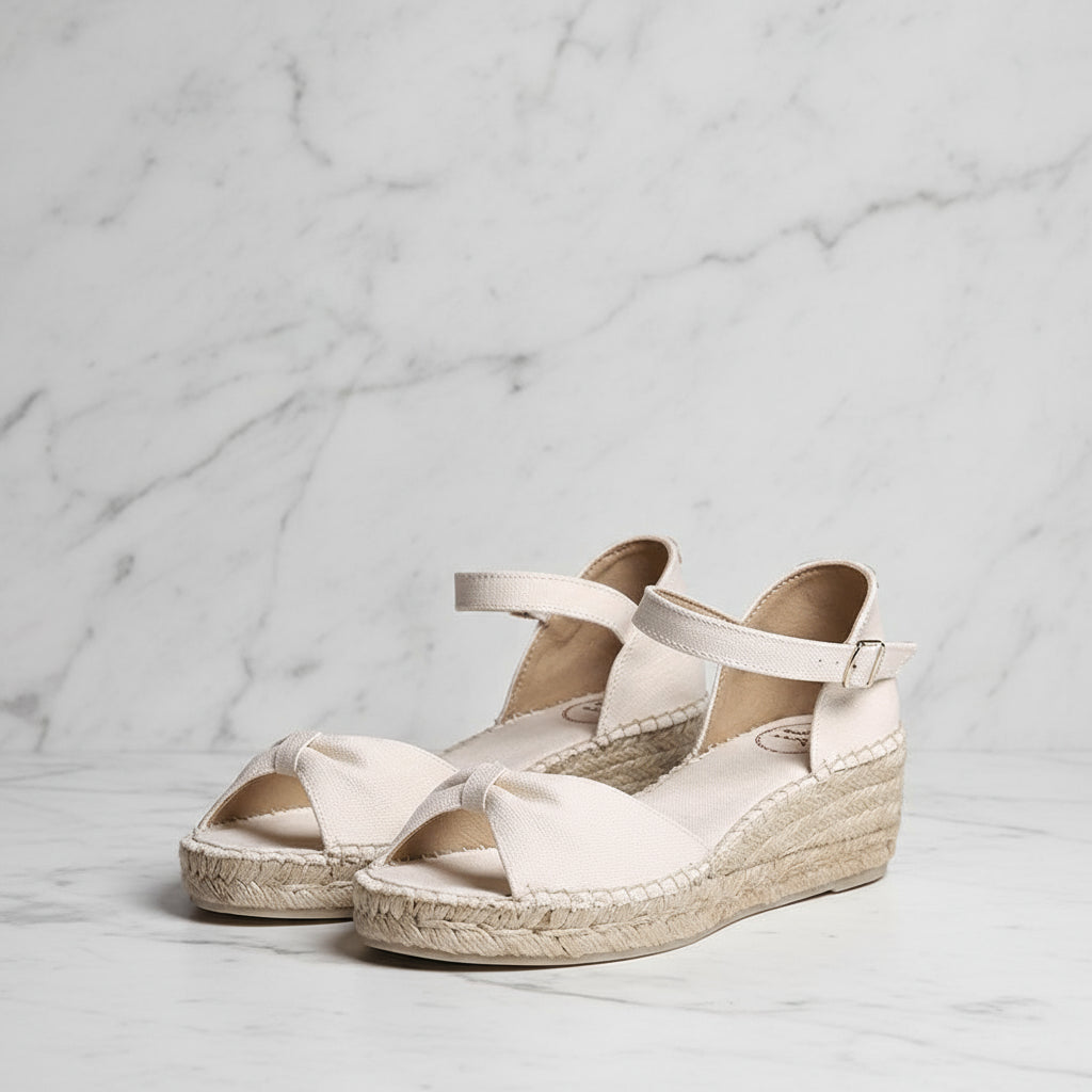 AZURA cream espadrilles with twisted front detail and jute platform for petite feet.