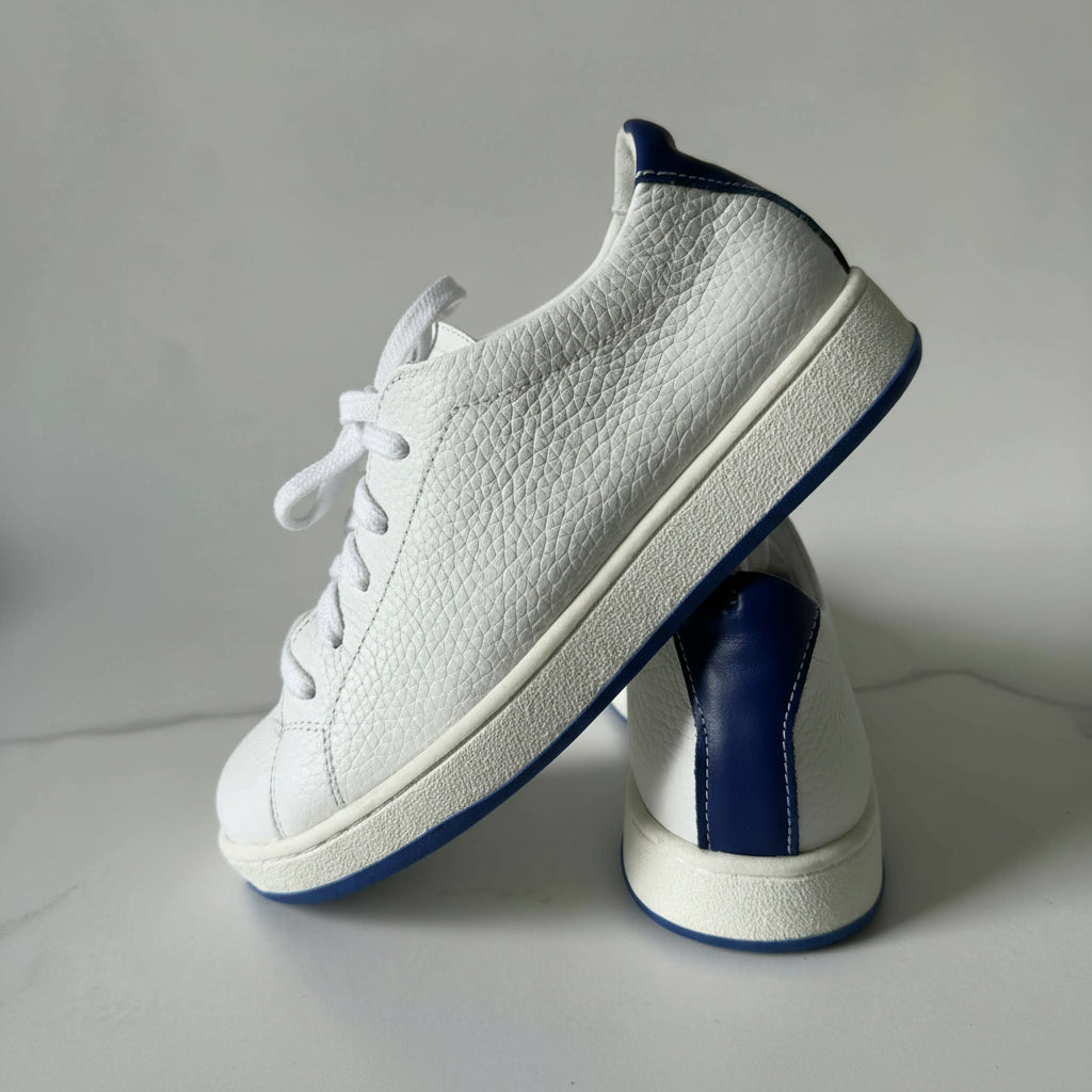 LIRA petite white leather sneakers with 2cm platform and blue leather heel and trim
