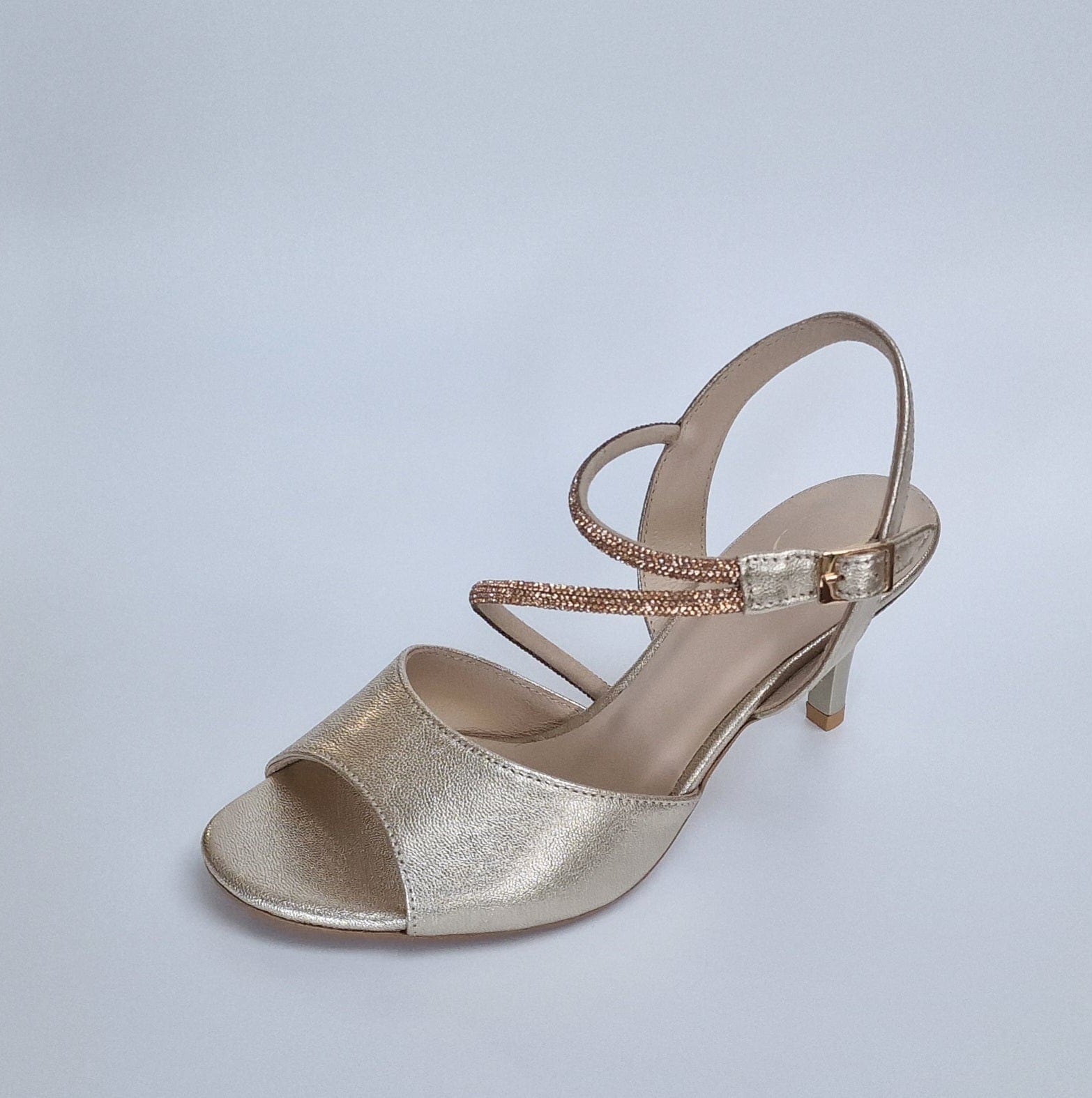 Amazon.com | DREAM PAIRS Womens Chunk Low Heel Pump Sandal Gold Glitter - 5  | Heeled Sandals