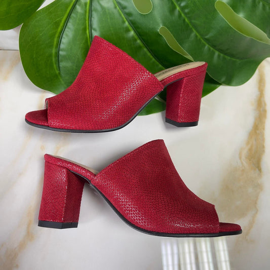Open toe petite size red leather mules