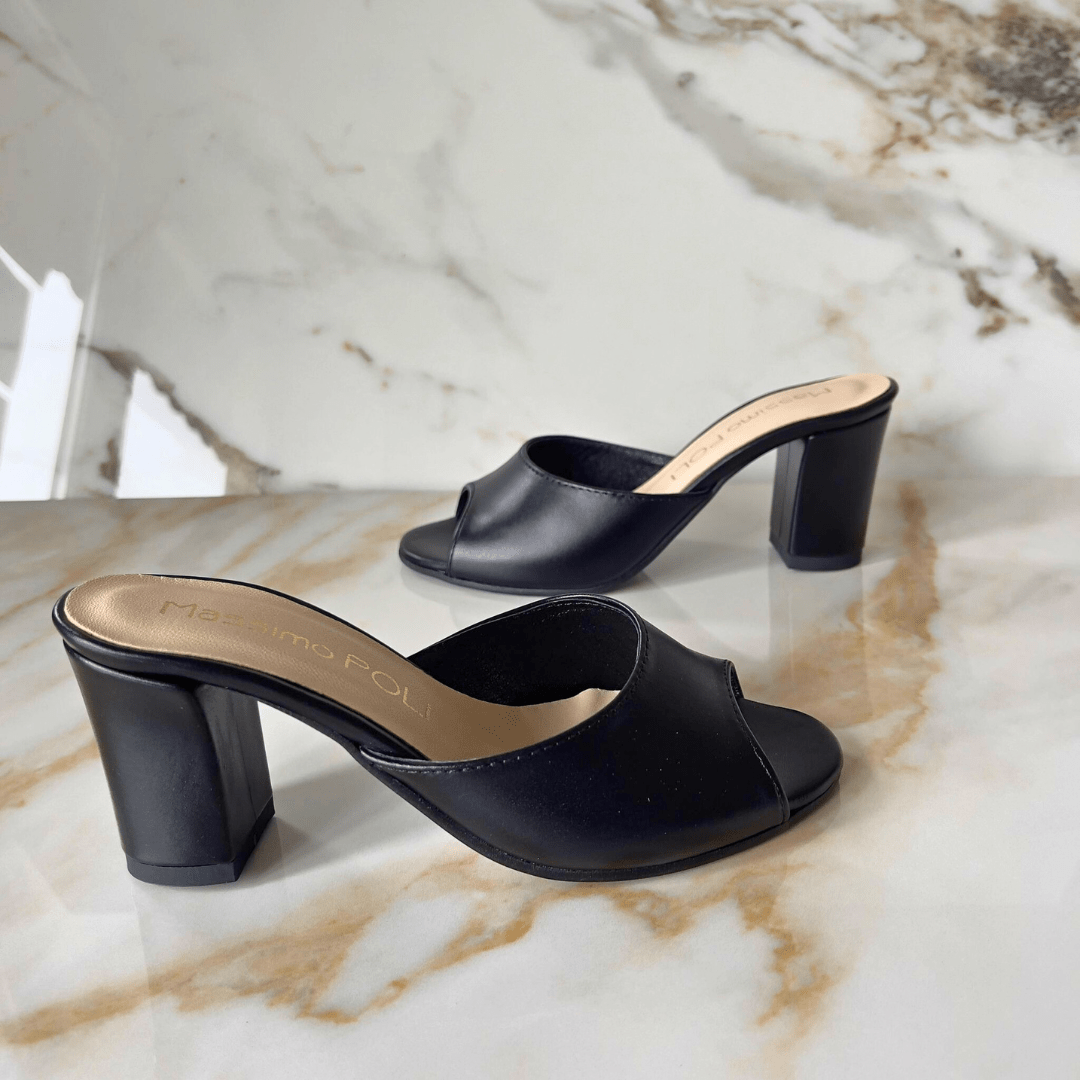 Small size black leather ladies mules