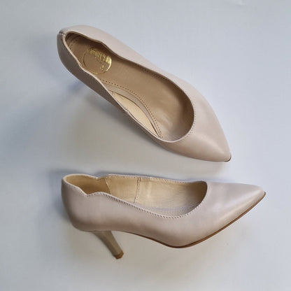 Petite nude leather court shoes set on a kitten heel