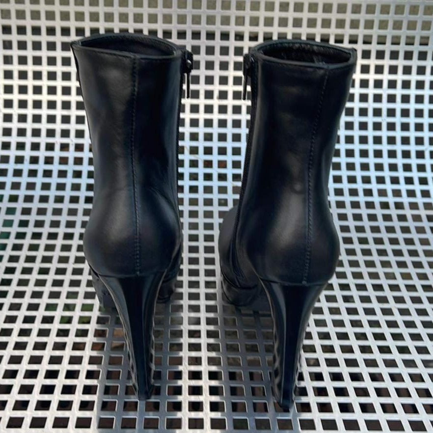 4 inch high heel platform boots in black leather