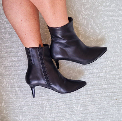 Pointed toe black leather kitten heel ankle boots
