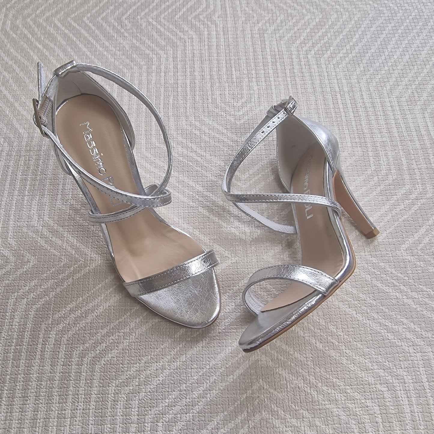 Cross strap silver leather heels