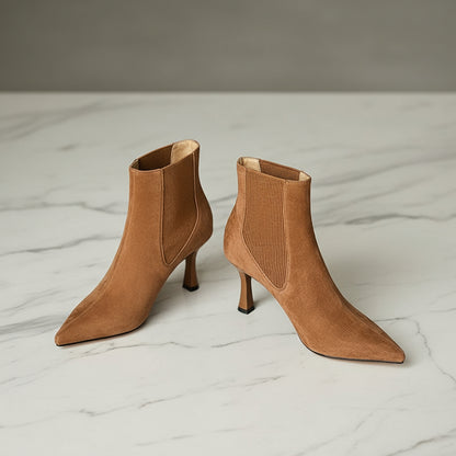 Petite ankle boots in brown suede with a kitten heel and side elasticated panel 