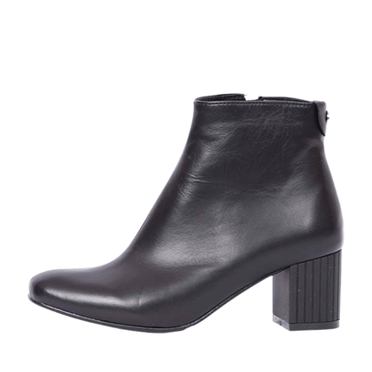 Mid heel ankle boots in black leather