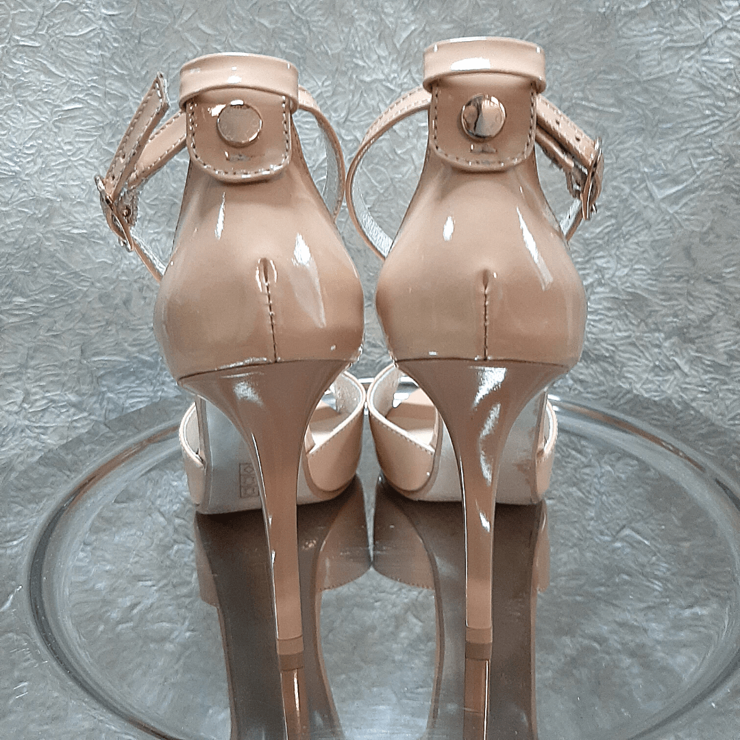 High heel stiletto sandals in nude patent leather