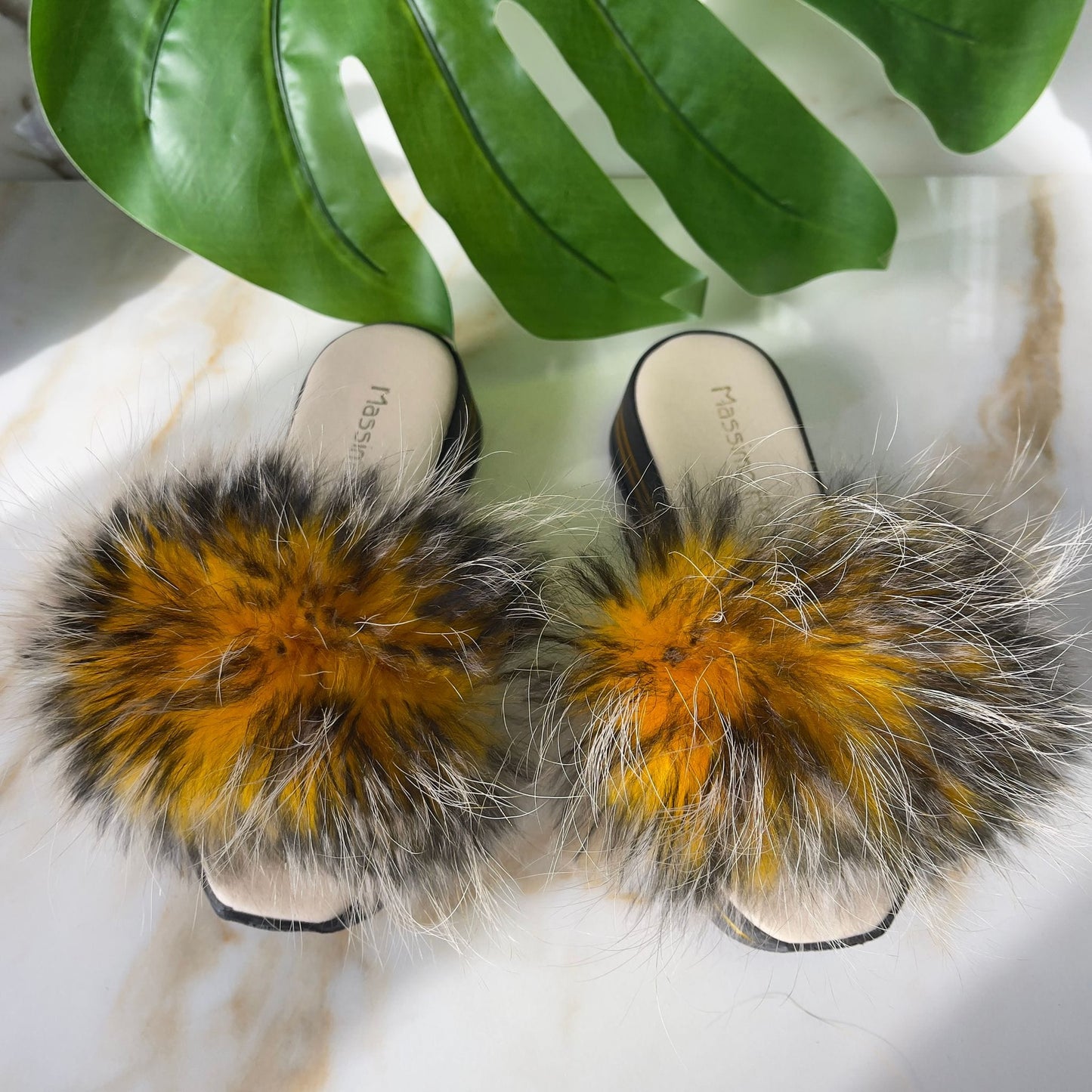 Chunky sole fur pom pom slider shoes