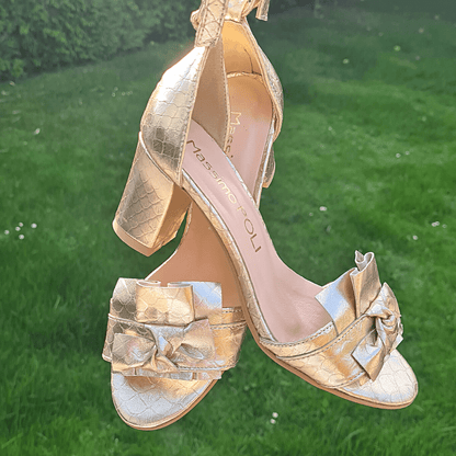 Mid block heel gold leather sandals in small size