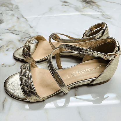 Ladies flat sandals with straps