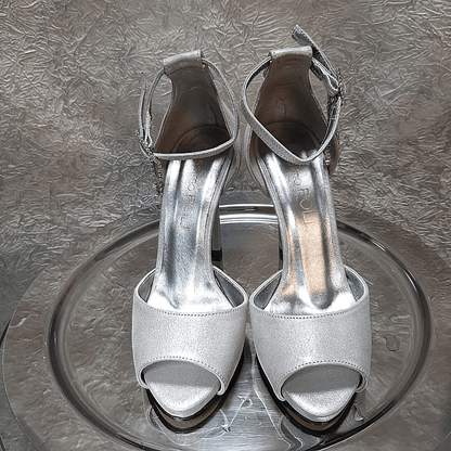 Open toe silver sandals