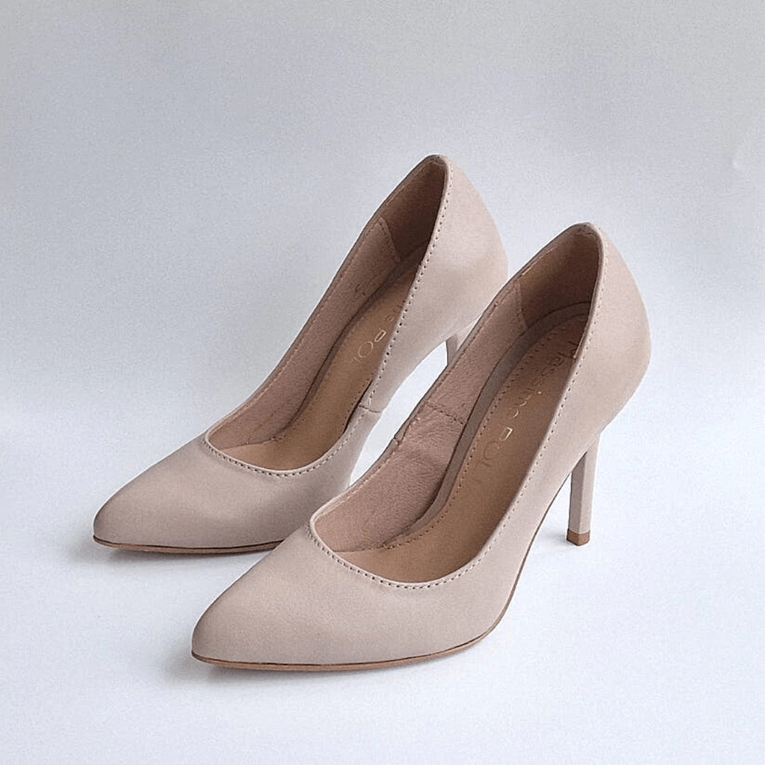 Beige leather court heels