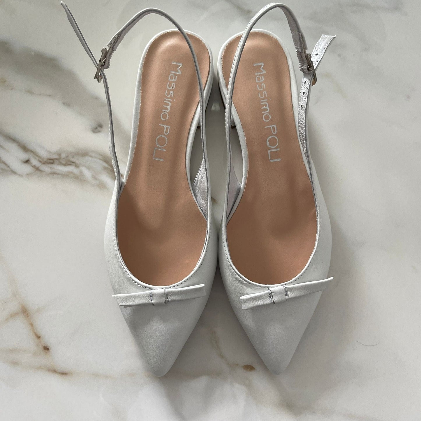 Pointed toe ballerina shoes in white leather