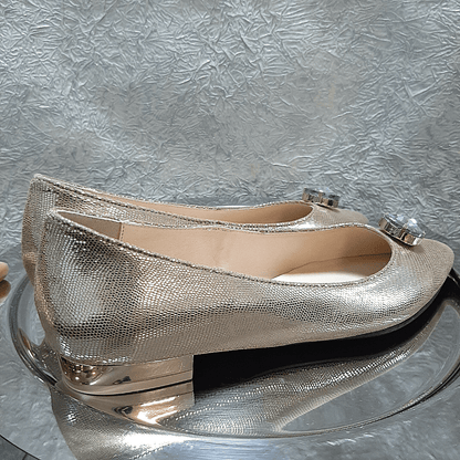 Ballerina shoes in gold leather