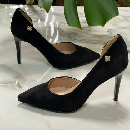 Small size black suede court heels