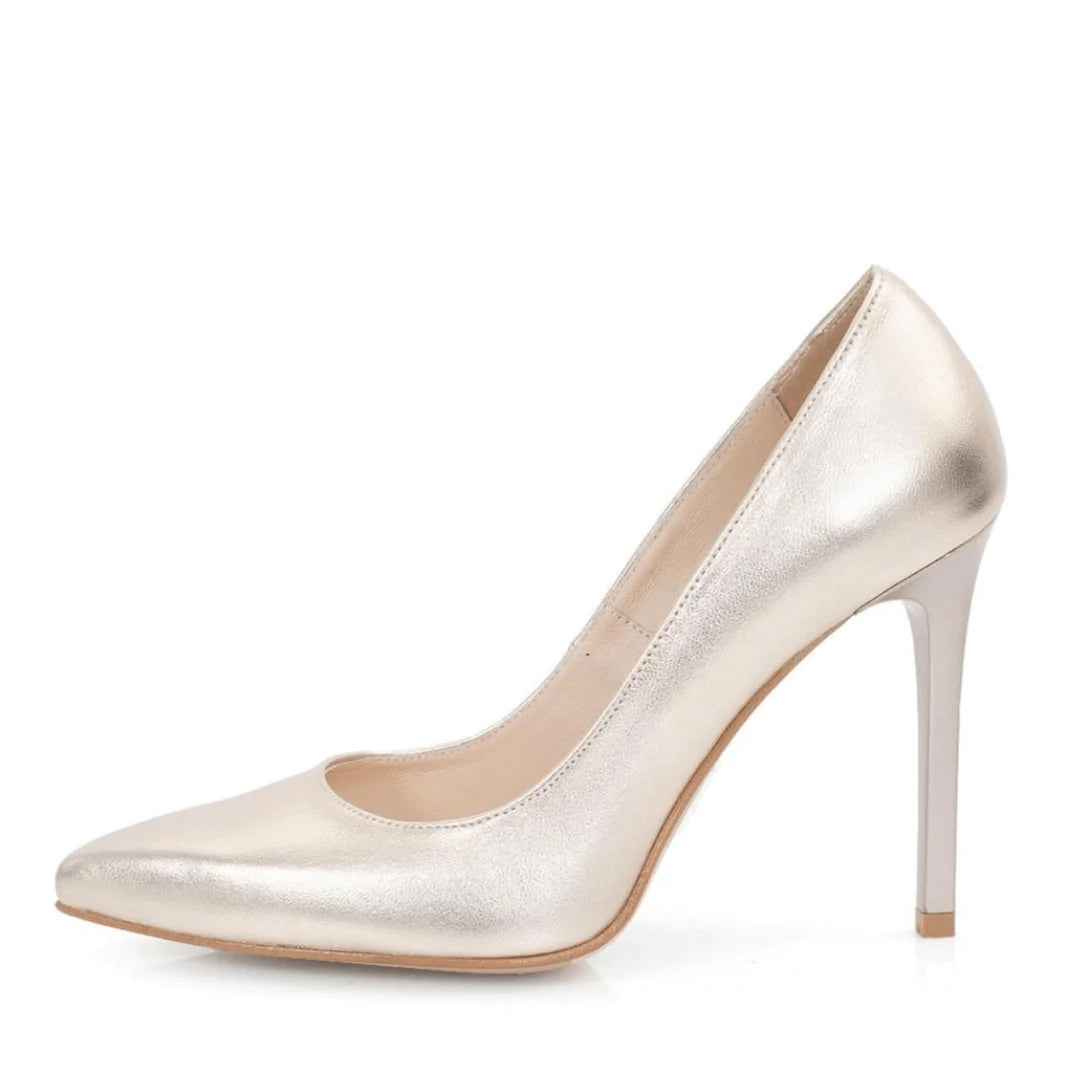 Champagne patent leather small size court heel