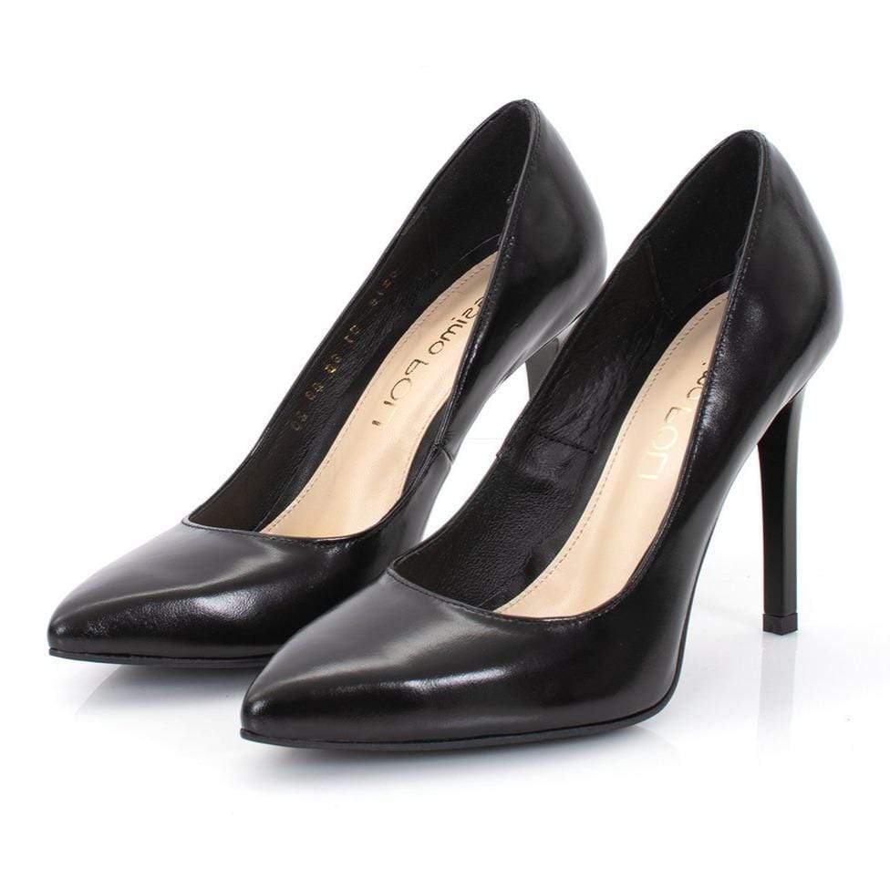 Black patent leather small size court heel